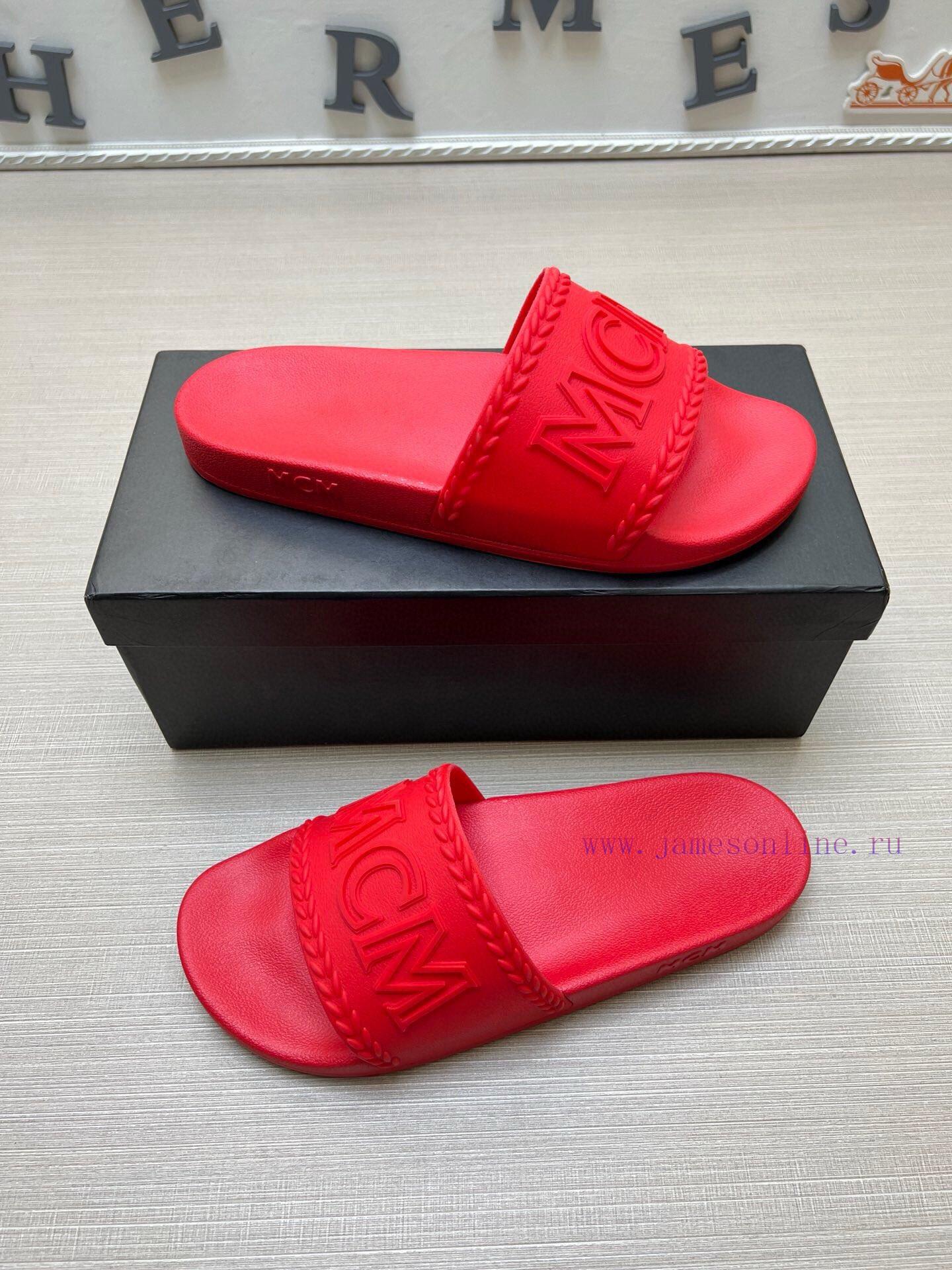 MCM's latest popular fashion slippers, with original 11 mold opening on the official website5umgo3yl - Image 5