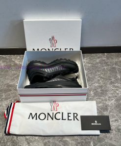 Top of the line Moncler Alliance Trailgrip Lite low top lace up black ️ Trailgrip Lite is det8mdmwa0