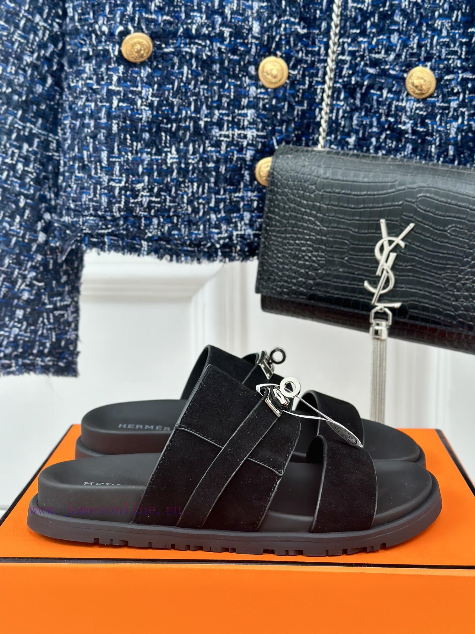 Male+10Herm è s/Herm è s Classic Kelly Button Second Uncle SlippersKelly's buckle is complet3was91ib