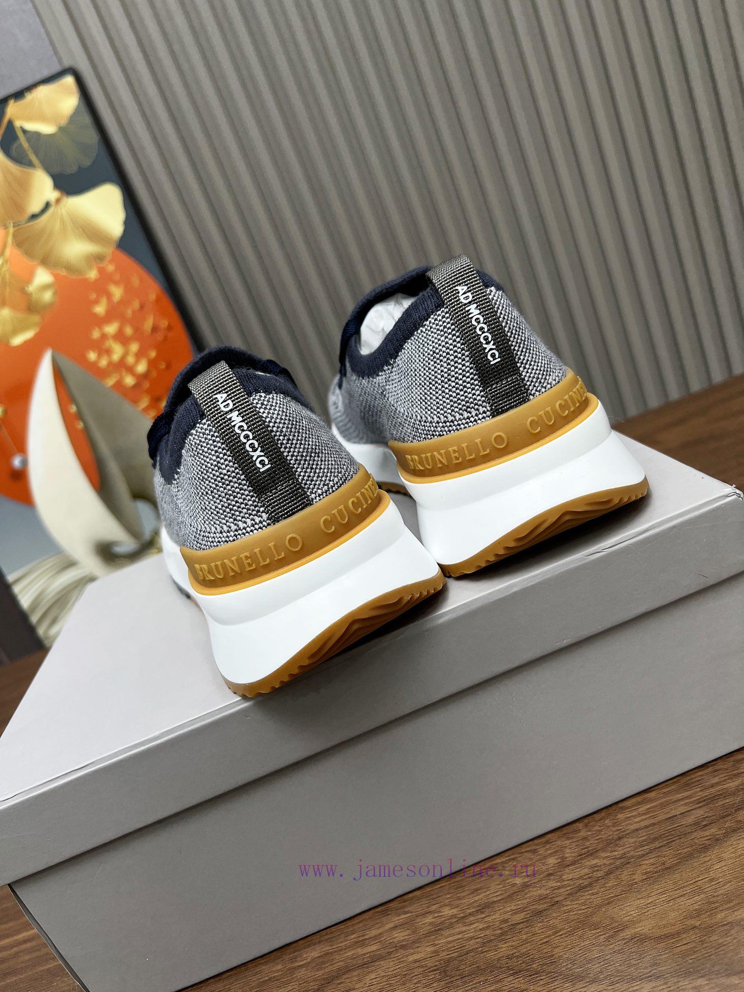(brunellocucinelli),The fabric is made of cashmere and fly woven sheepskin, and the packagin9rsk8vg1 - Image 5