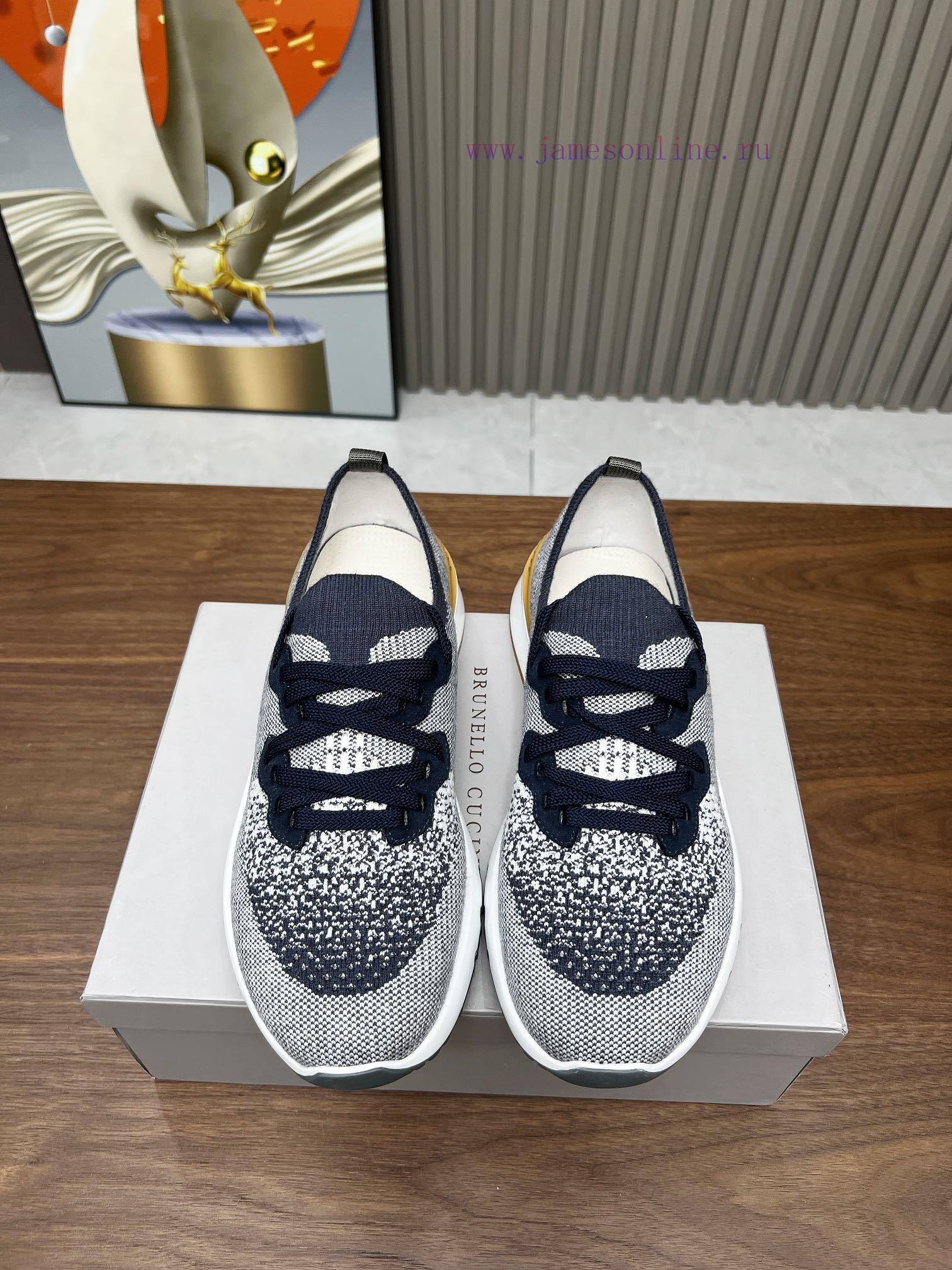 (brunellocucinelli),The fabric is made of cashmere and fly woven sheepskin, and the packagin9rsk8vg1 - Image 12