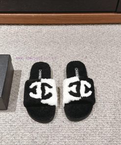 Top qualityChanel ss24 new arrival～Chanel 2024 Autumn/Winter New Letter Wool SlippersThe supcozoezkk