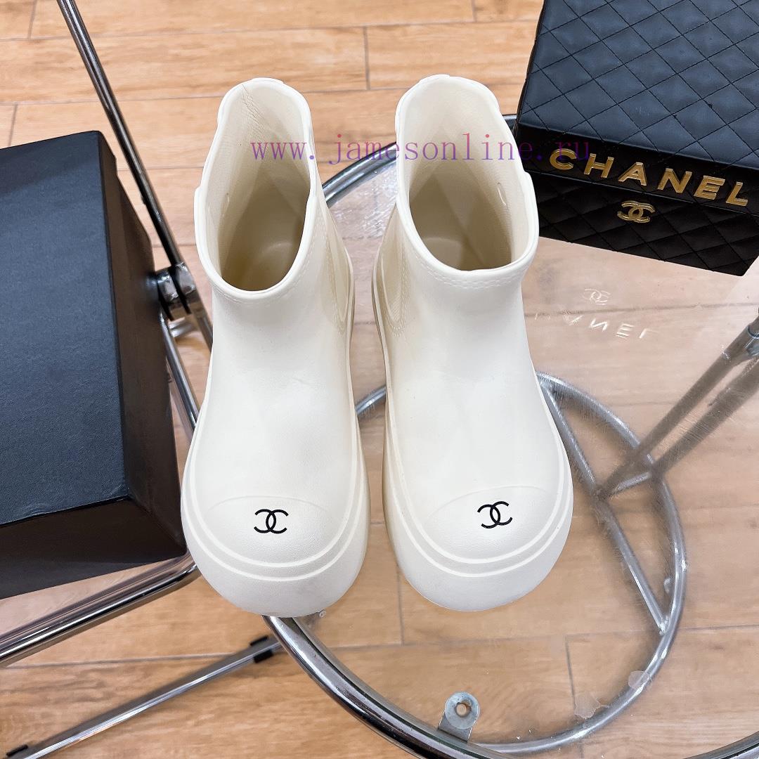 Yuan, Chanel 2024 popular vintage rain boots Vantage vintage obsessed lover The most populart17ony4m