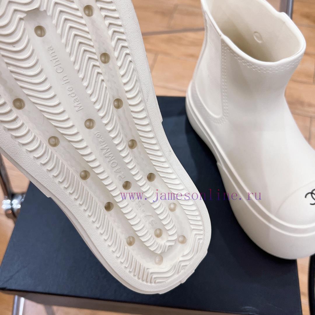 Yuan, Chanel 2024 popular vintage rain boots Vantage vintage obsessed lover The most populart17ony4m - Image 9