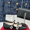 Roger Vivier | RV Classic Diamond BuckleMary Jane ShoesThe shoe upper is made of imported cas3vaj0ao