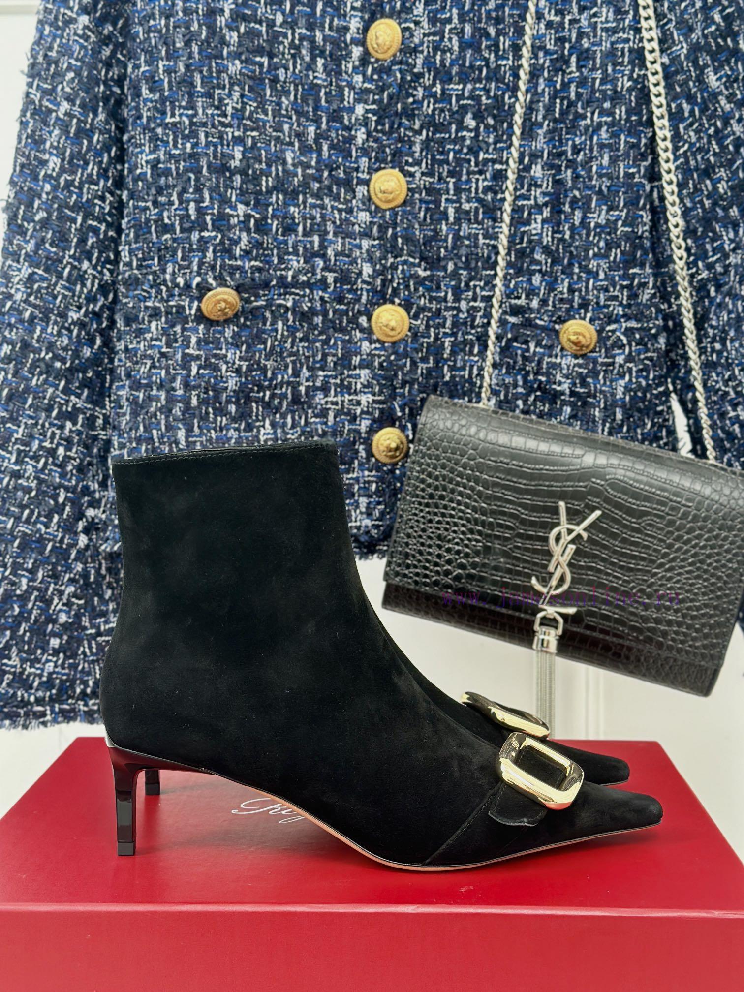 Roger Vivier | RV Classic Autumn/WinterHigh heeled square buckle short boots seriesThe shoe hodrgf5k