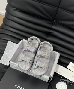 Chanel 24 new wool Velcro sandal series with foam outsoleAutumn and Winter Wool SeriesAll wo55hasrdb