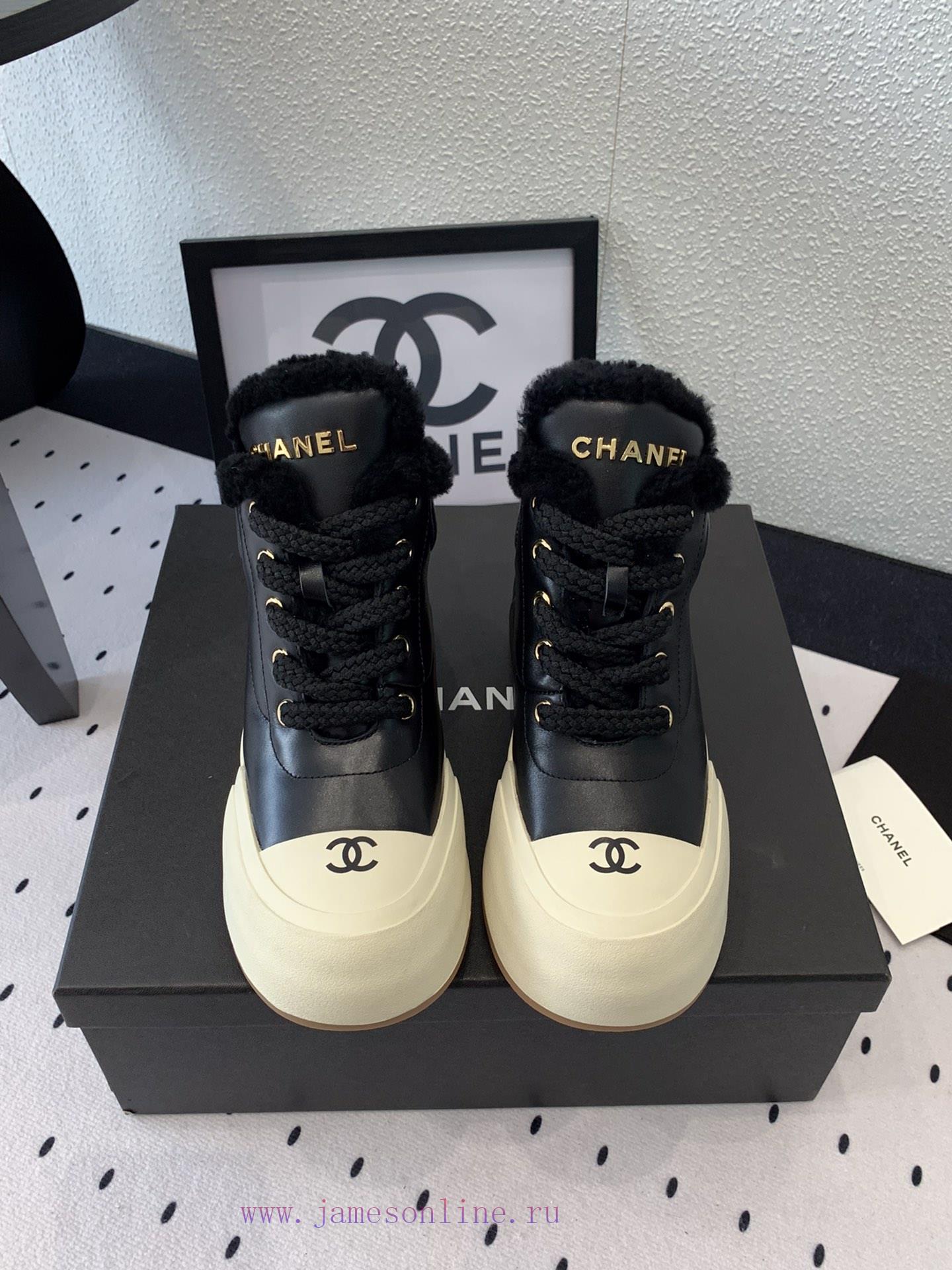 Chanel's new autumn and winter Martin boots are top-notch, super comfortable and warm on theu6s9nzc5
