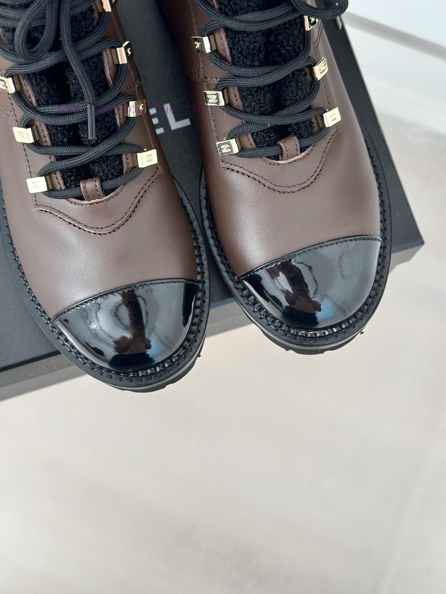 Chanel | Chanel 24K Autumn/Winter New ProductsColor blocked lace up short bootsA great prod6r0x6vg5 - Image 8
