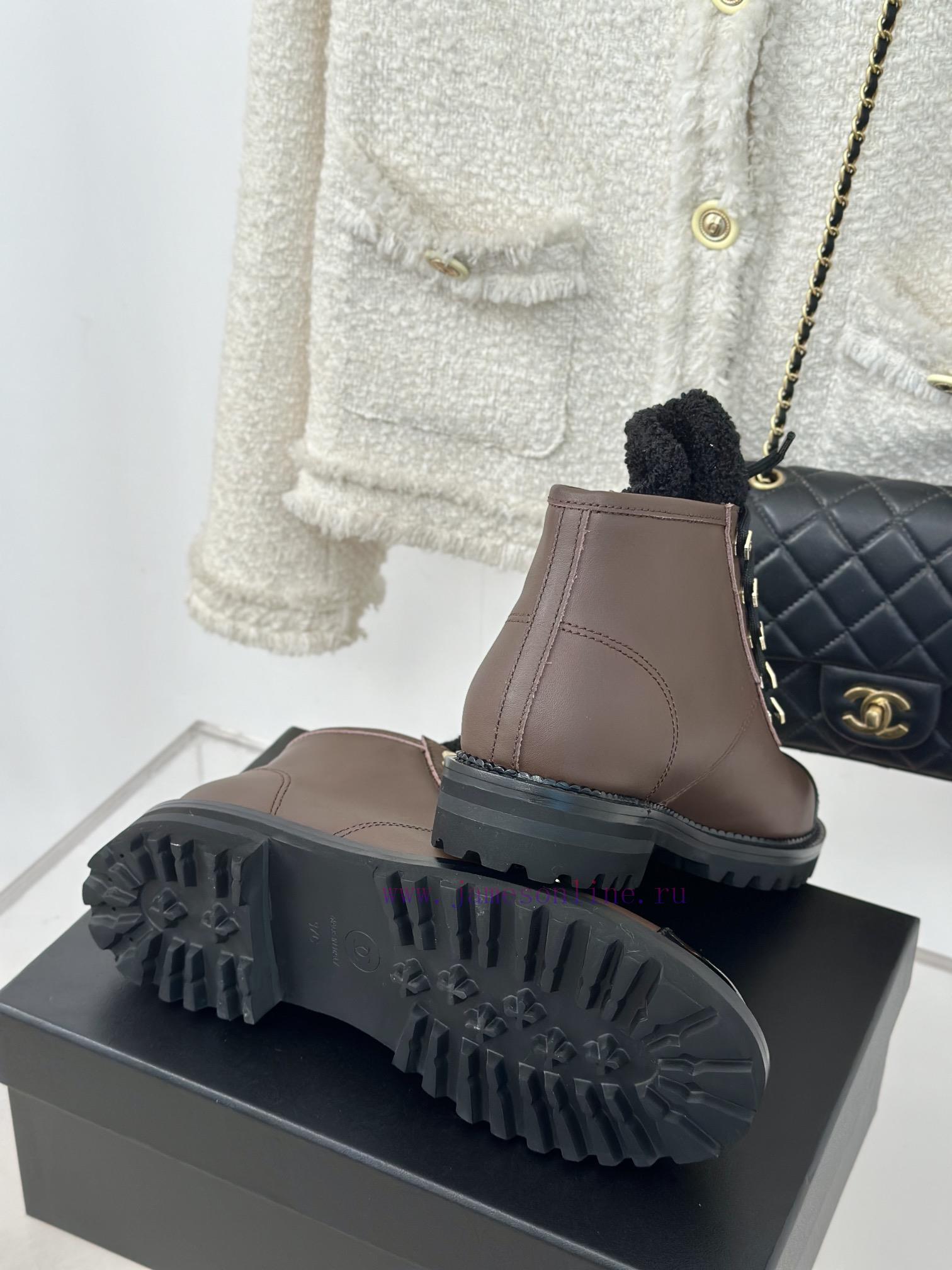 Chanel | Chanel 24K Autumn/Winter New ProductsColor blocked lace up short bootsA great prod6r0x6vg5 - Image 10