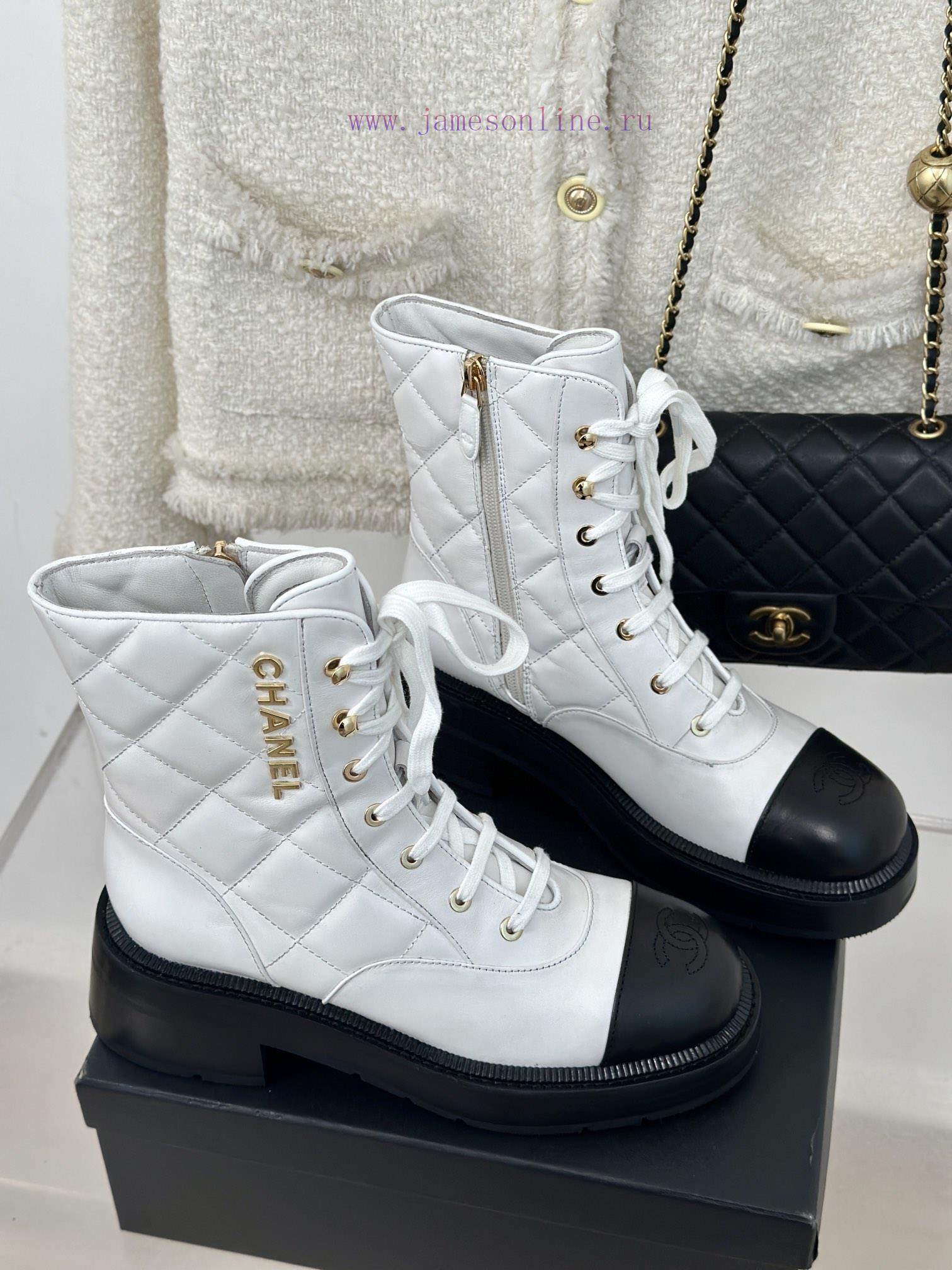 Chanel | Chanel Classic Autumn/Winter Double C Diamond Grid Letter Thick Heel Short BootsTheh19tmq4v - Image 4