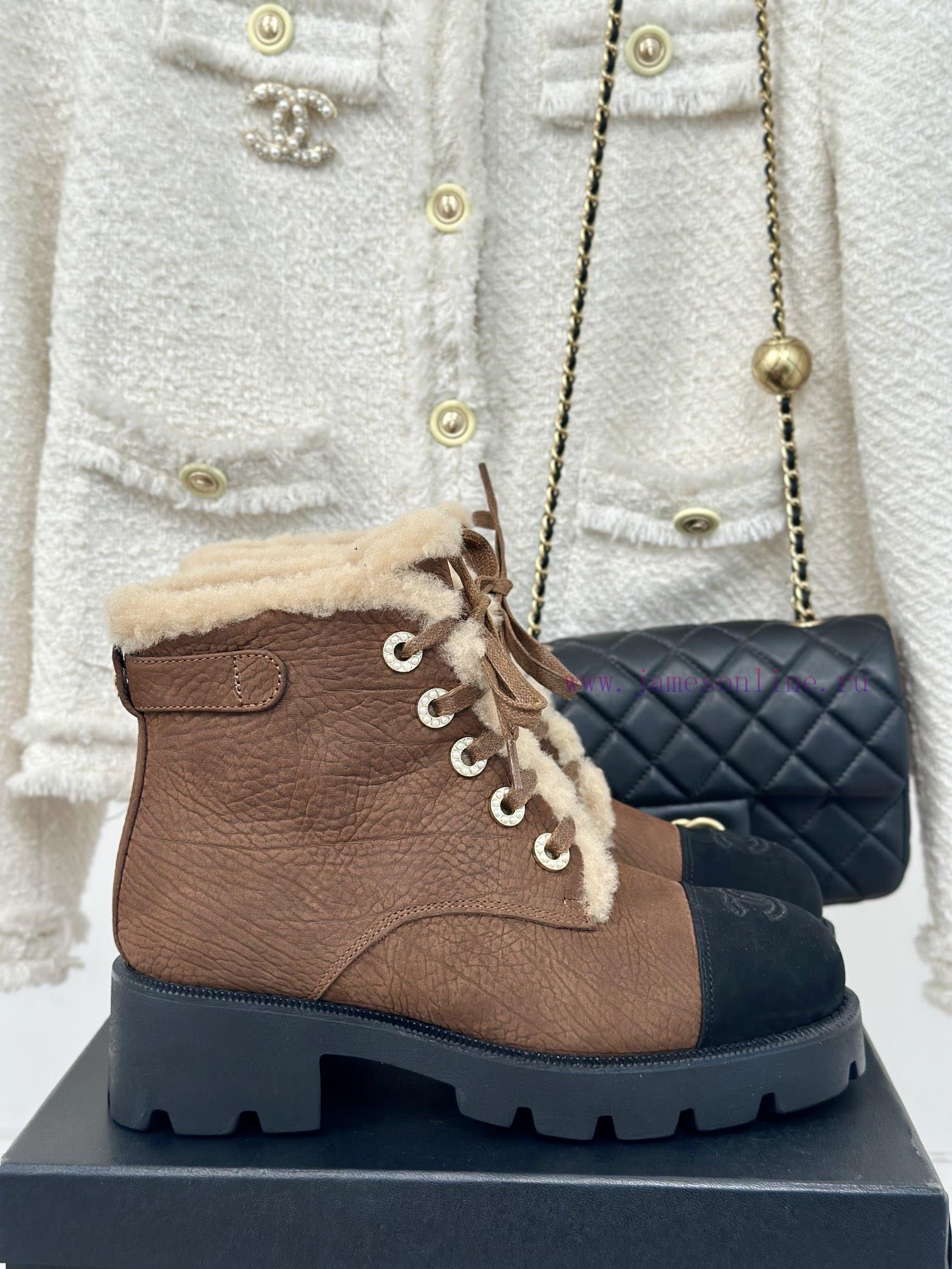 Chanel | Chanel 24K Autumn/Winter New ProductsColor blocked lace up snow boots Martin bootsTwnfz7w6l - Image 2