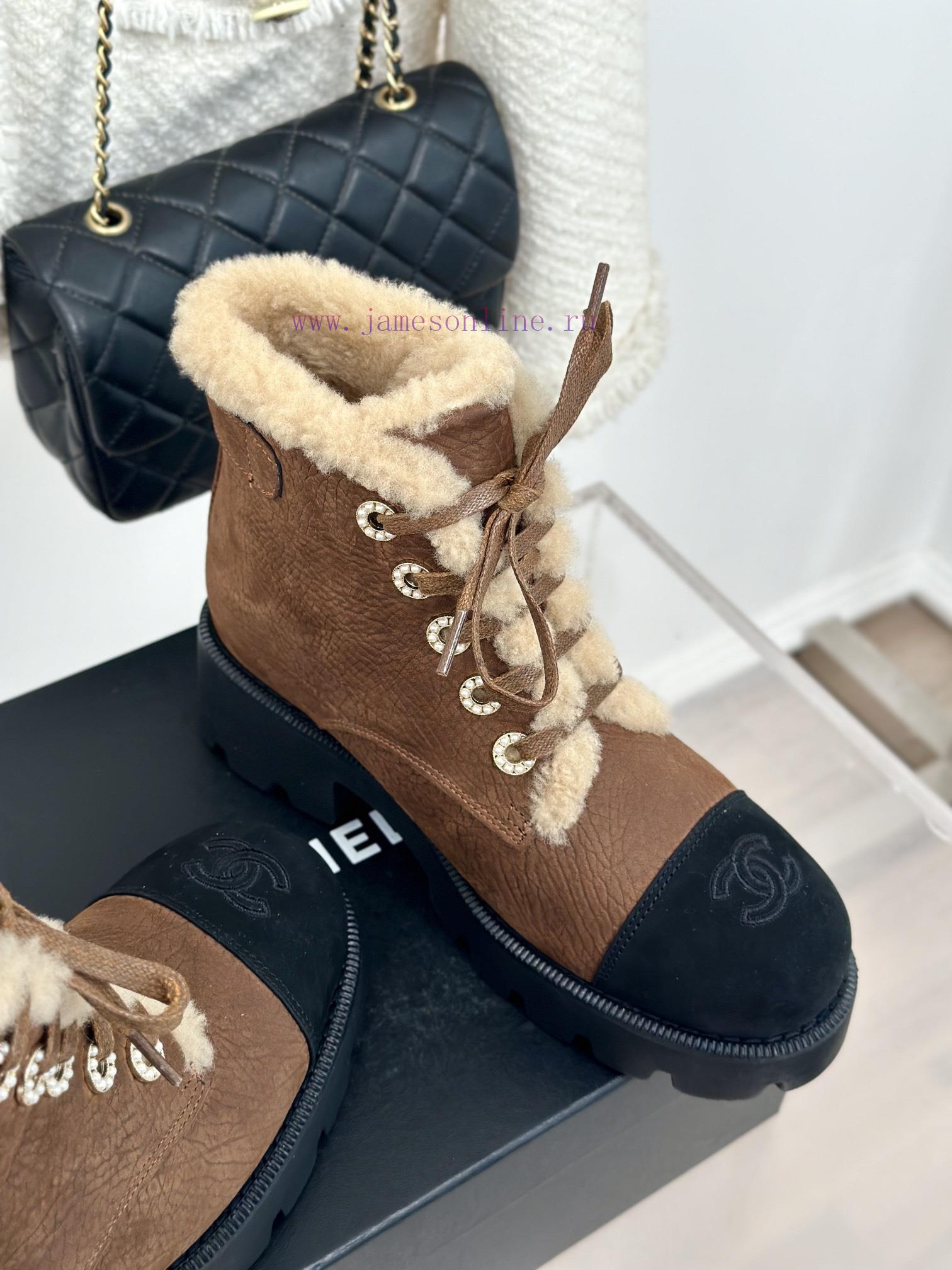 Chanel | Chanel 24K Autumn/Winter New ProductsColor blocked lace up snow boots Martin bootsTwnfz7w6l - Image 6