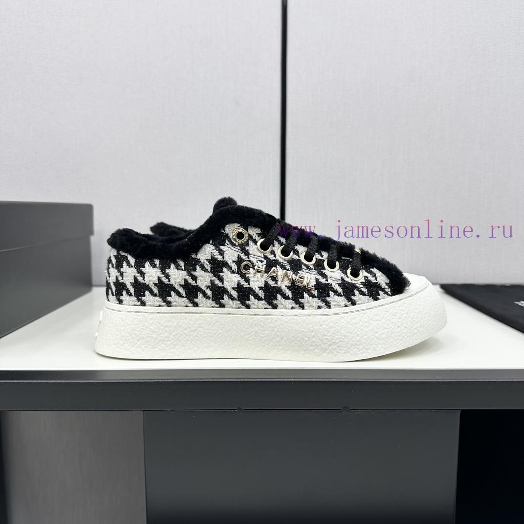 Chane2024 Top Casual SneakersThis classic design features a shoe upper with a variety of embbdwhkv1p