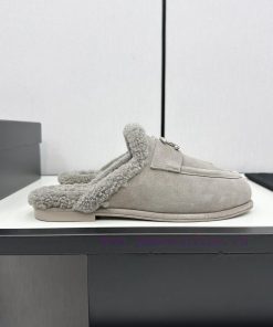 Chanel 24K autumn and winter new furry loafersTeddy fur shoes are very comfortableMaillard b7moa6v0e