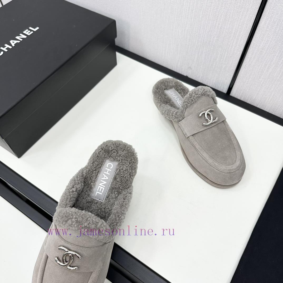 Chanel 24K autumn and winter new furry loafersTeddy fur shoes are very comfortableMaillard b7moa6v0e - Image 5