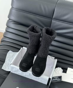 Chanel 24K new socks and bootsThese socks and boots really look good at first glancePut on a7dqf5avi