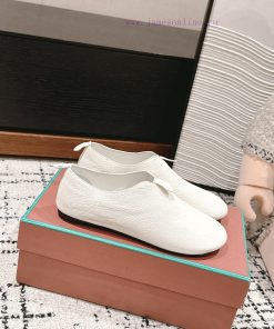 𝐋𝐨𝐫𝐨𝐏𝐢𝐚𝐧𝐚 Top of the line Nuoyou Ya new flat shoes, one foot flat shoes focus on soft and coam1a4gke