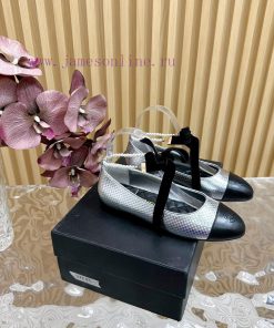 𝐂𝐇𝐀𝐍𝐄𝐋 | Chanel pearl chain paired with bow Mary Jane single shoes————————————High qualityTh6d1zcv05