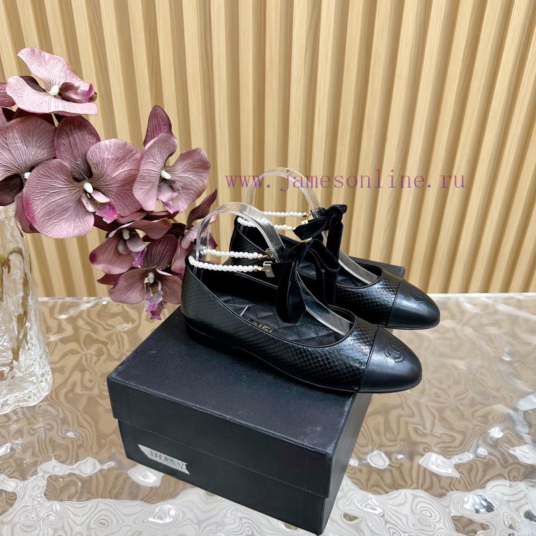 𝐂𝐇𝐀𝐍𝐄𝐋 | Chanel pearl chain paired with bow Mary Jane single shoes————————————High qualityThu6pku06j