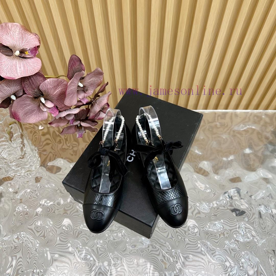 𝐂𝐇𝐀𝐍𝐄𝐋 | Chanel pearl chain paired with bow Mary Jane single shoes————————————High qualityThu6pku06j - Image 4