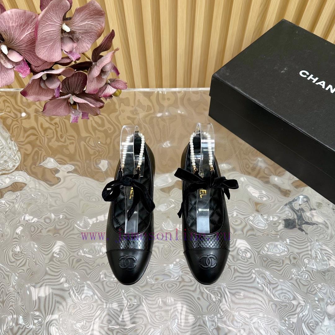 𝐂𝐇𝐀𝐍𝐄𝐋 | Chanel pearl chain paired with bow Mary Jane single shoes————————————High qualityThu6pku06j - Image 6