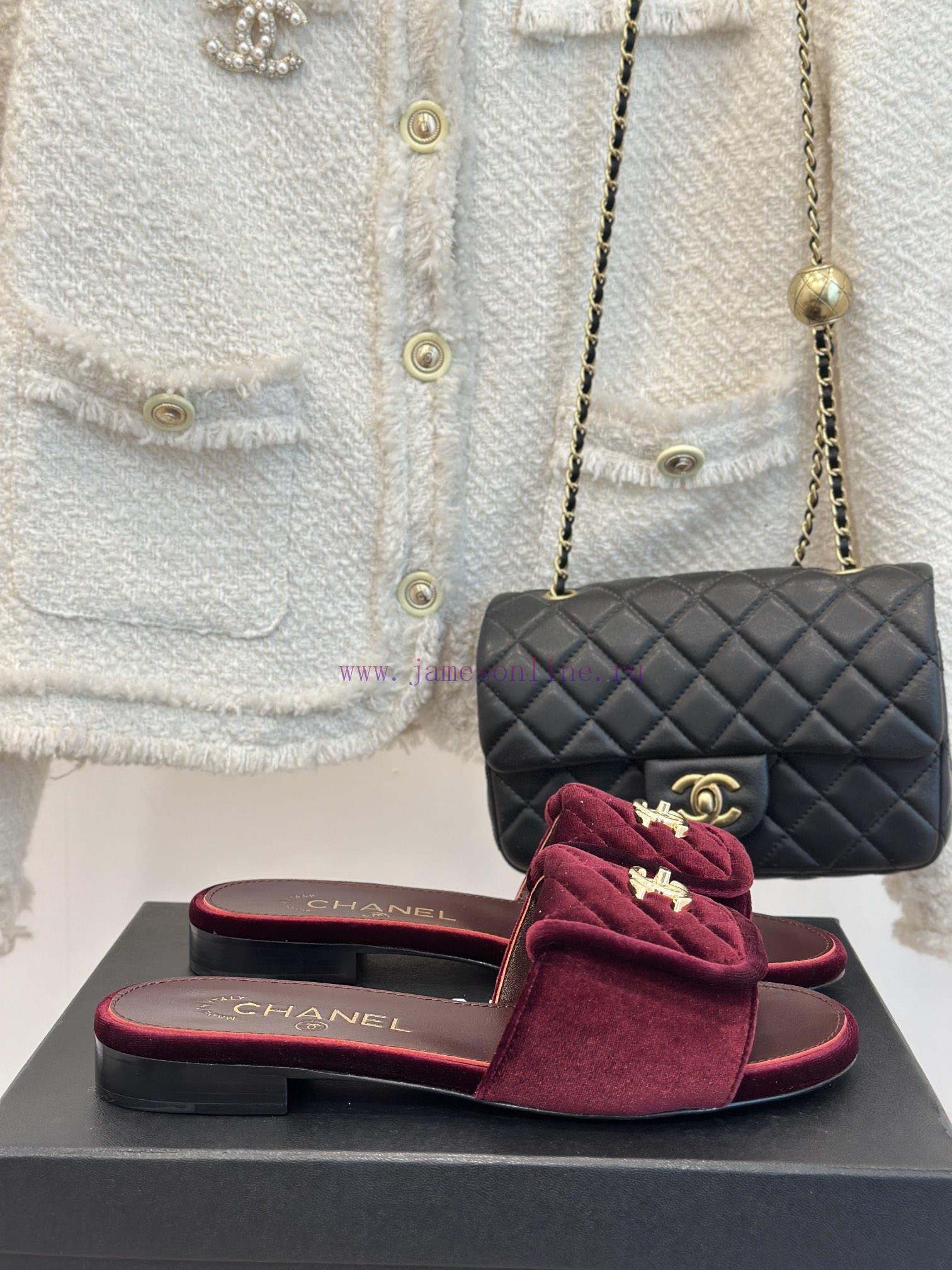 Chanel | Chanel Classic backpack buckle flip flip flip slippersClassic and timeless~Flip styywiddl9y