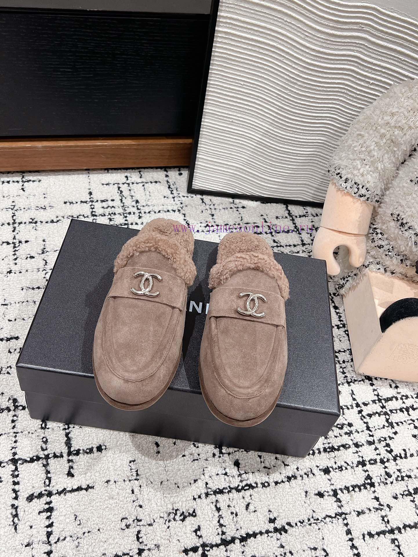 Top qualitychanel ss24new arrival~Chanel 2024 Autumn/Winter New Double C-Button Woolen DragFwrbvrjau