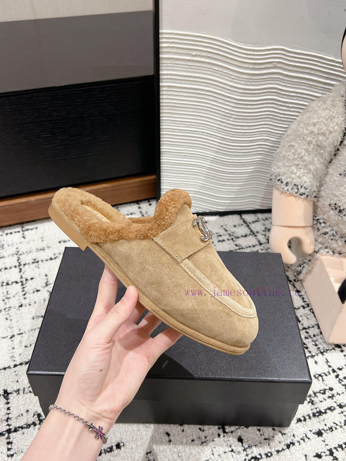 Top qualitychanel ss24new arrival~Chanel 2024 Autumn/Winter New Double C-Button Woolen DragFioacq8q4 - Image 6