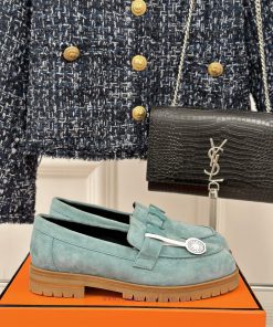 Top versionHermes Classic H-Button loafersSuper versatile shoe design with a delicate and we0teux86z