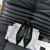 Chanel 25C new heart-shaped buckle pointed single shoeIt's hard not to love the stunning Mardd3zmrto