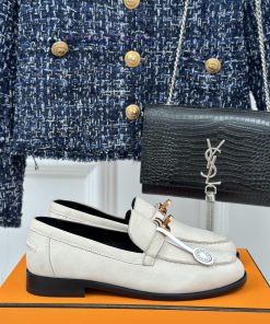 Top versionHerm è s/Herm è s classic klly buckle loafersSuper versatile shoe design with a d6ypmktyf
