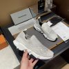 Balenciaga's sparkling single shoes are the world's first, and INS Weibo magazine has explod6h2achrx