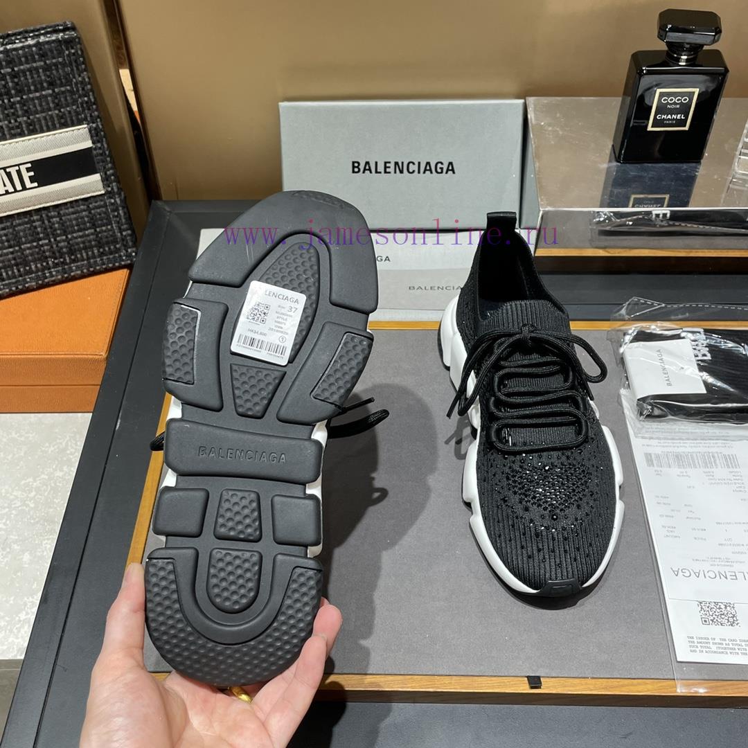 Balenciaga's sparkling single shoes are the world's first, and INS Weibo magazine has exploduqh97l7k - Image 10