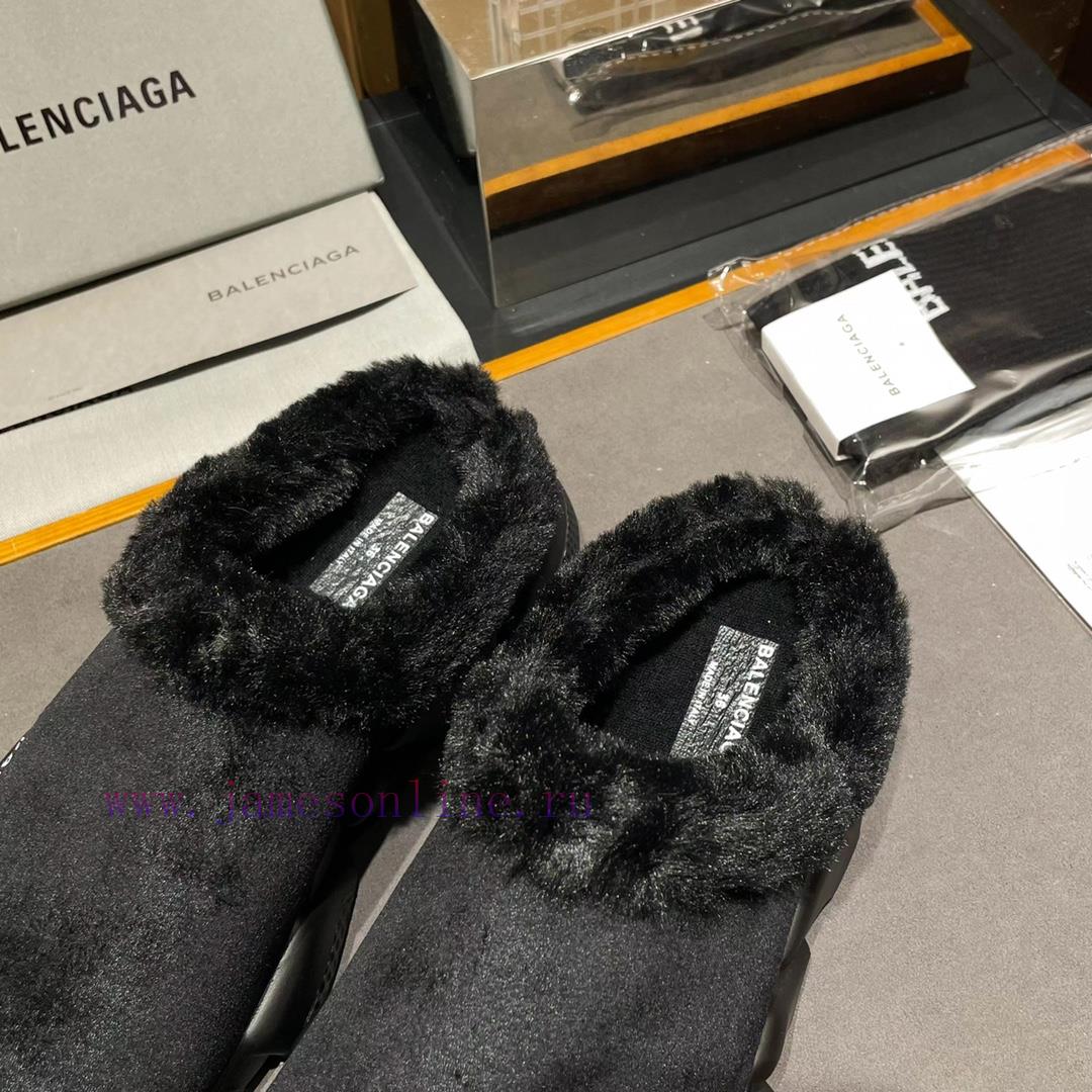 BALENCIAGA, Chinese yuan, due to the gradually decreasing temperature, there has been a tren5dxx37fj - Image 4
