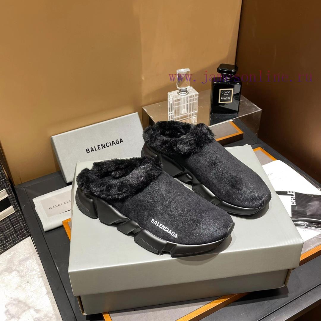 BALENCIAGA, Chinese yuan, due to the gradually decreasing temperature, there has been a tren5dxx37fj - Image 9