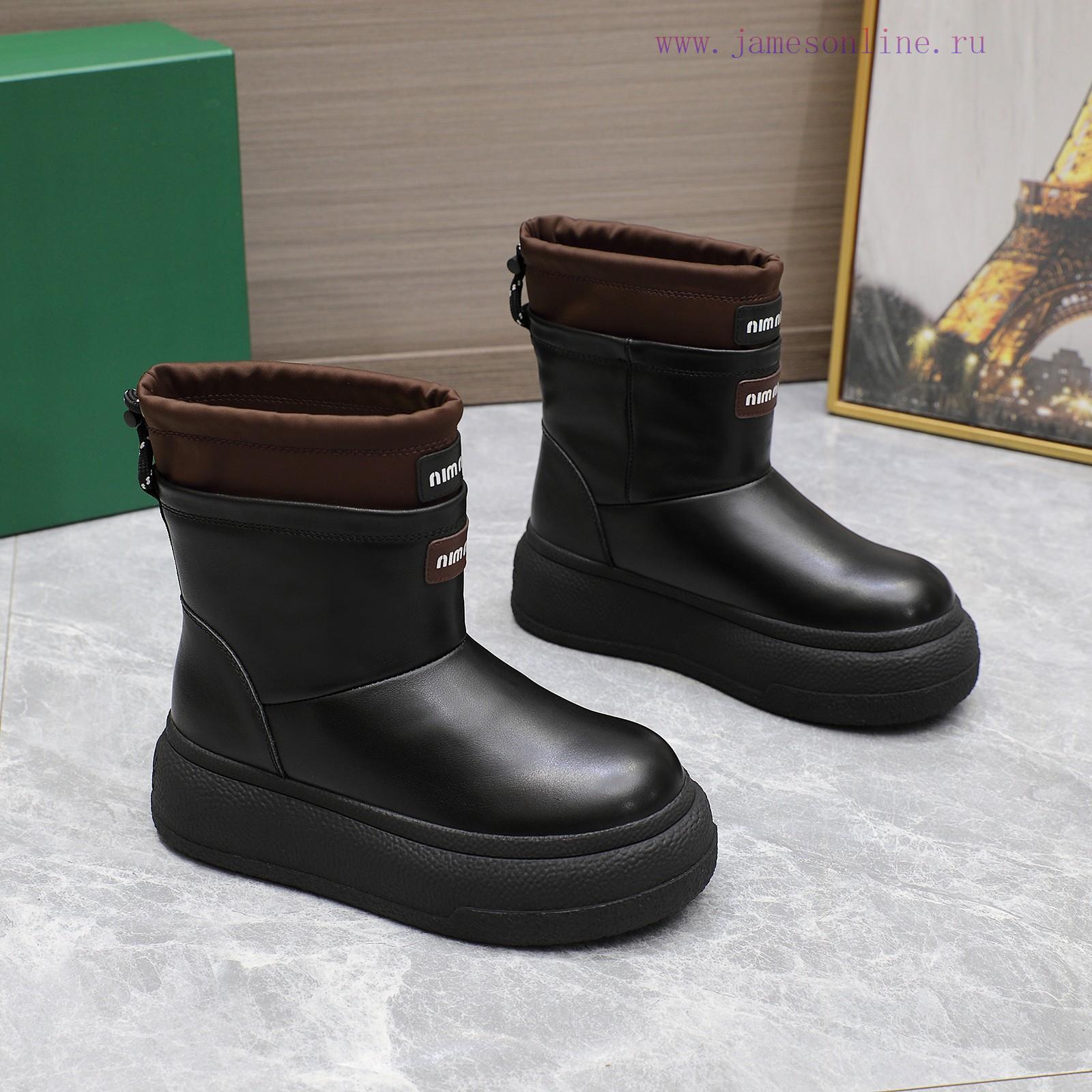 The modelFashionable and trendy thick soled snow boots24SS autumn and winter thick soled furr1e2u12v - Image 2