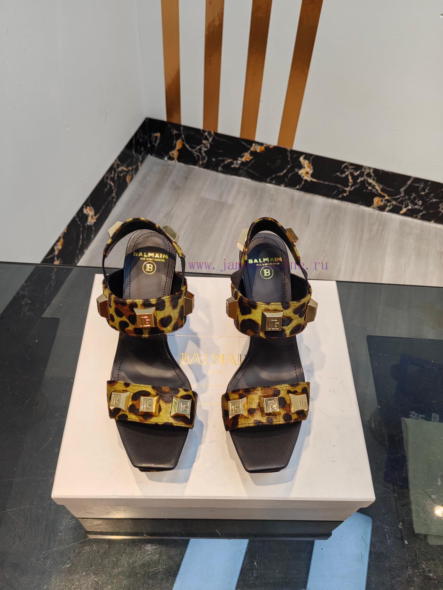 Out, Balmain autumn/winter 2023 runway fashion hate sky high waterproof platform sandals,Brawrovq2uv - Image 2