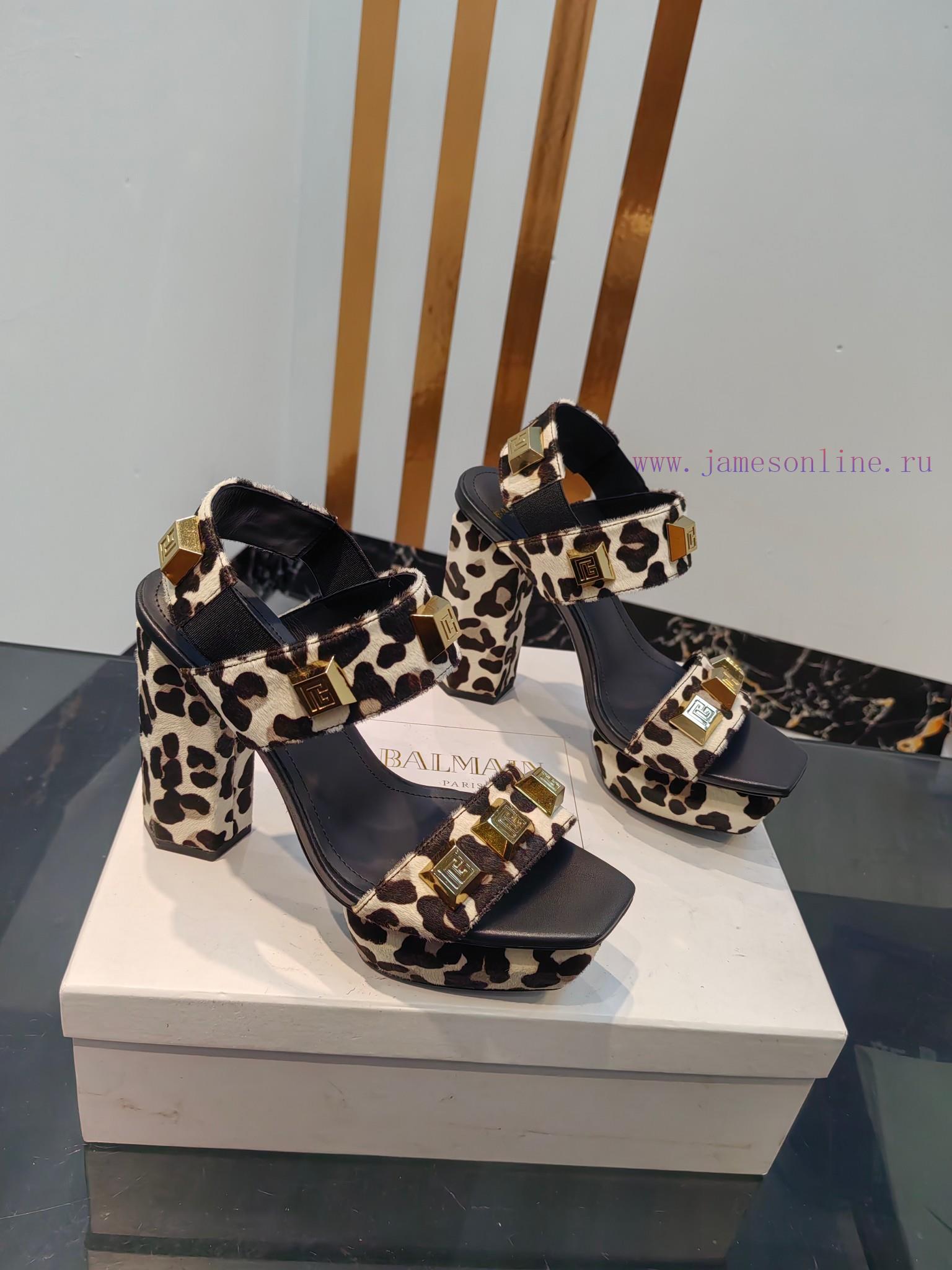 Out, Balmain autumn/winter 2023 runway fashion hate sky high waterproof platform sandals,Bra8xvbmt0r - Image 3