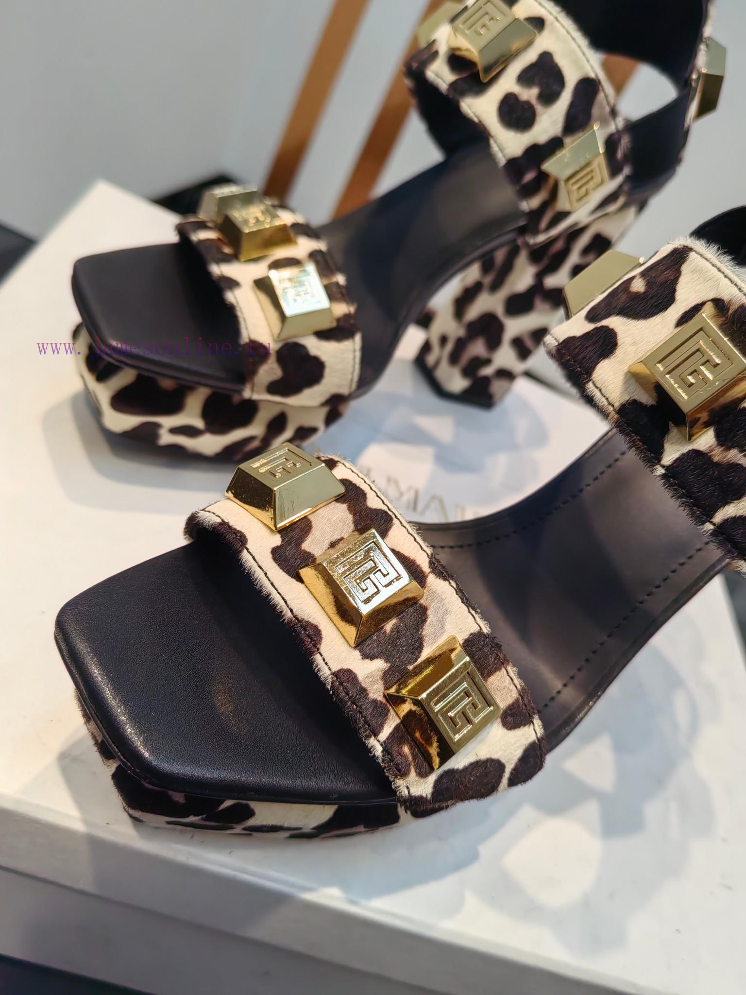 Out, Balmain autumn/winter 2023 runway fashion hate sky high waterproof platform sandals,Bra8xvbmt0r - Image 5