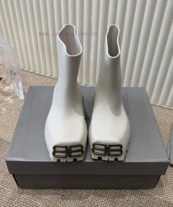 Balenciaga Parisian Family Square Head Thick Bottom Rain BootsMinimalist design, cool, absurahgjssca