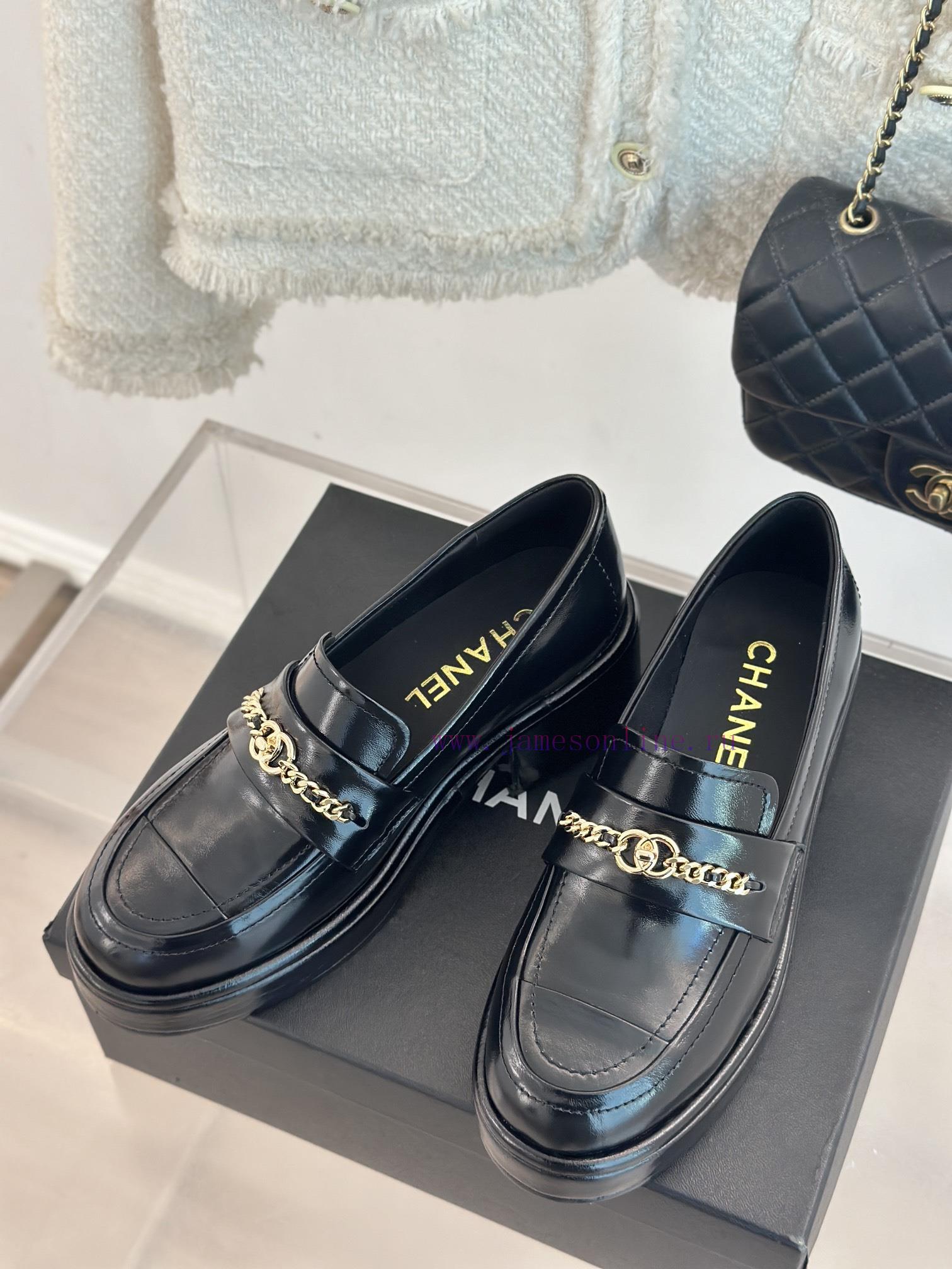 Chanel | Chanel 24K Early Spring New ProductDouble C-chain thick soled loafersThis season's o3vk79zk - Image 3