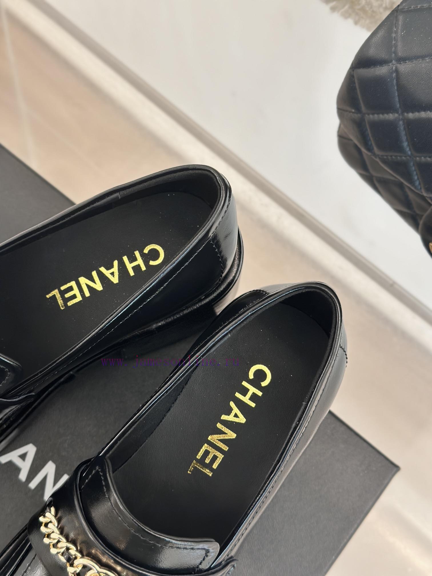 Chanel | Chanel 24K Early Spring New ProductDouble C-chain thick soled loafersThis season's o3vk79zk - Image 9