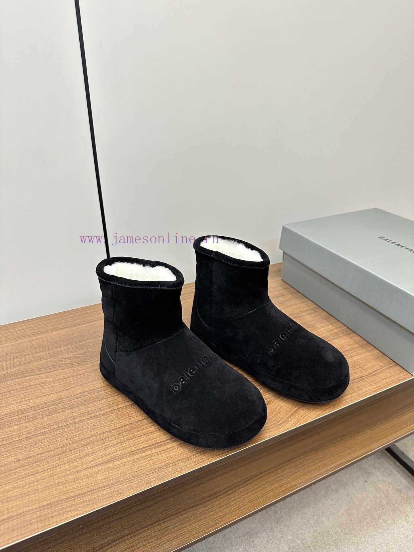 𝐁𝐀𝐋𝐄𝐍𝐂𝐈𝐀𝐆𝐀 Balenciaga's new snow bootsTop tier super popular Balenciaga Mao TuoFashion bloggim4ie27r - Image 3