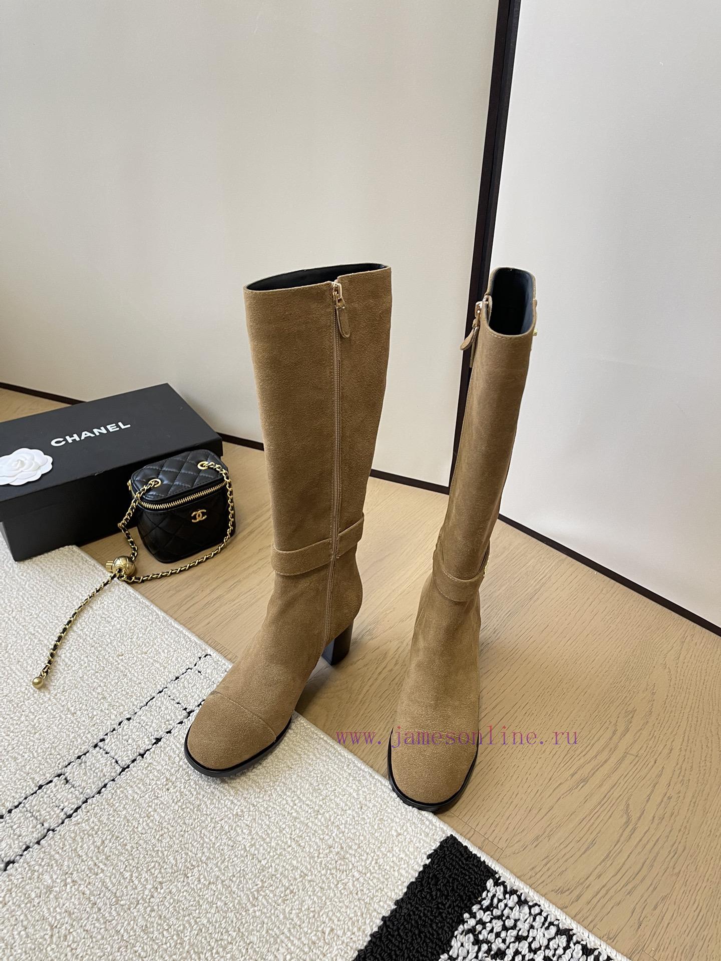 Chanel thick heel high-heeled boots with side zipper and double C-buckle decoration fashion yws35y88