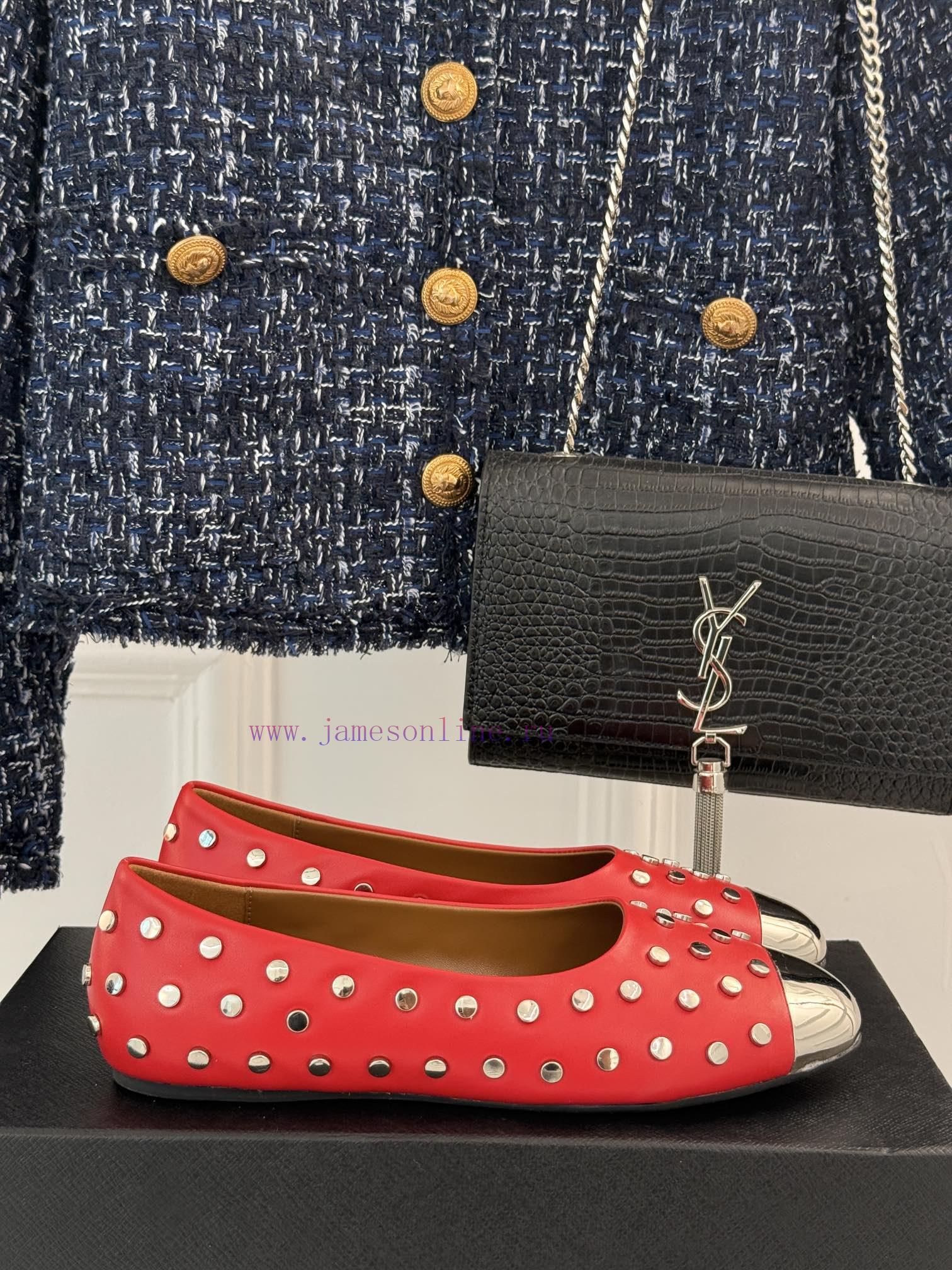 AlAIA | AlAIA 25ss Early Spring New ProductRivet metal head flat bottomed single shoeThis se0d4pwthg