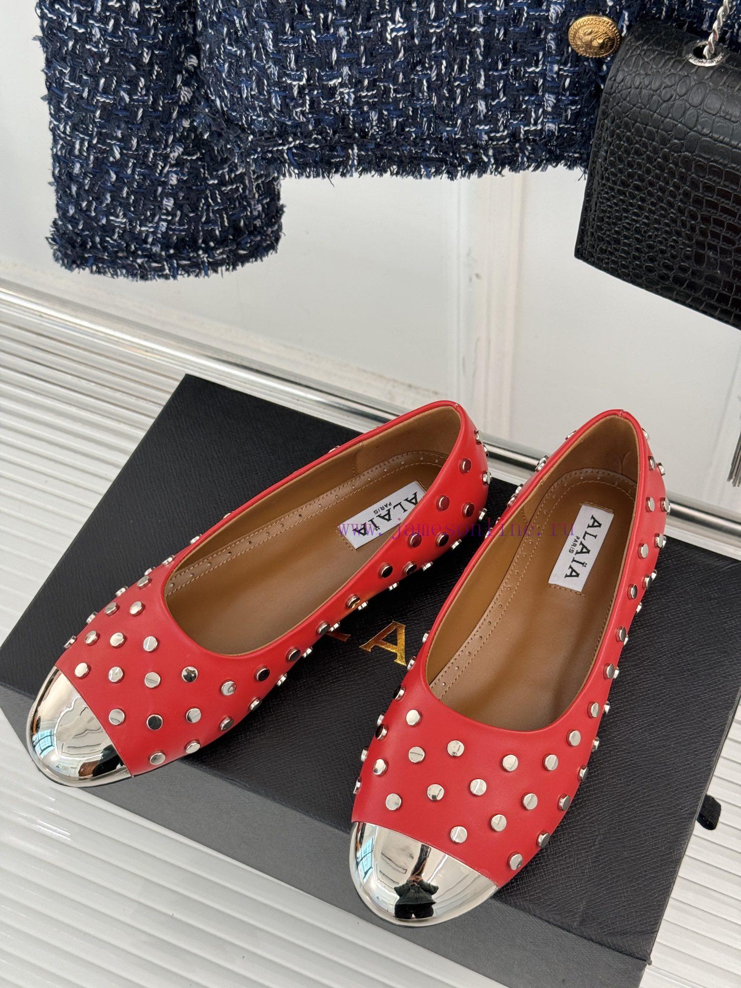 AlAIA | AlAIA 25ss Early Spring New ProductRivet metal head flat bottomed single shoeThis se0d4pwthg - Image 3