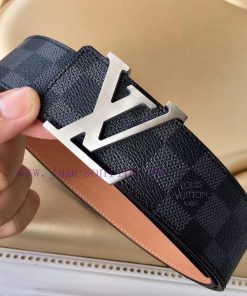 Paired with LV high-end customized men's leather belt, the belt is 4.0cm long and made of th oj5mt8rd