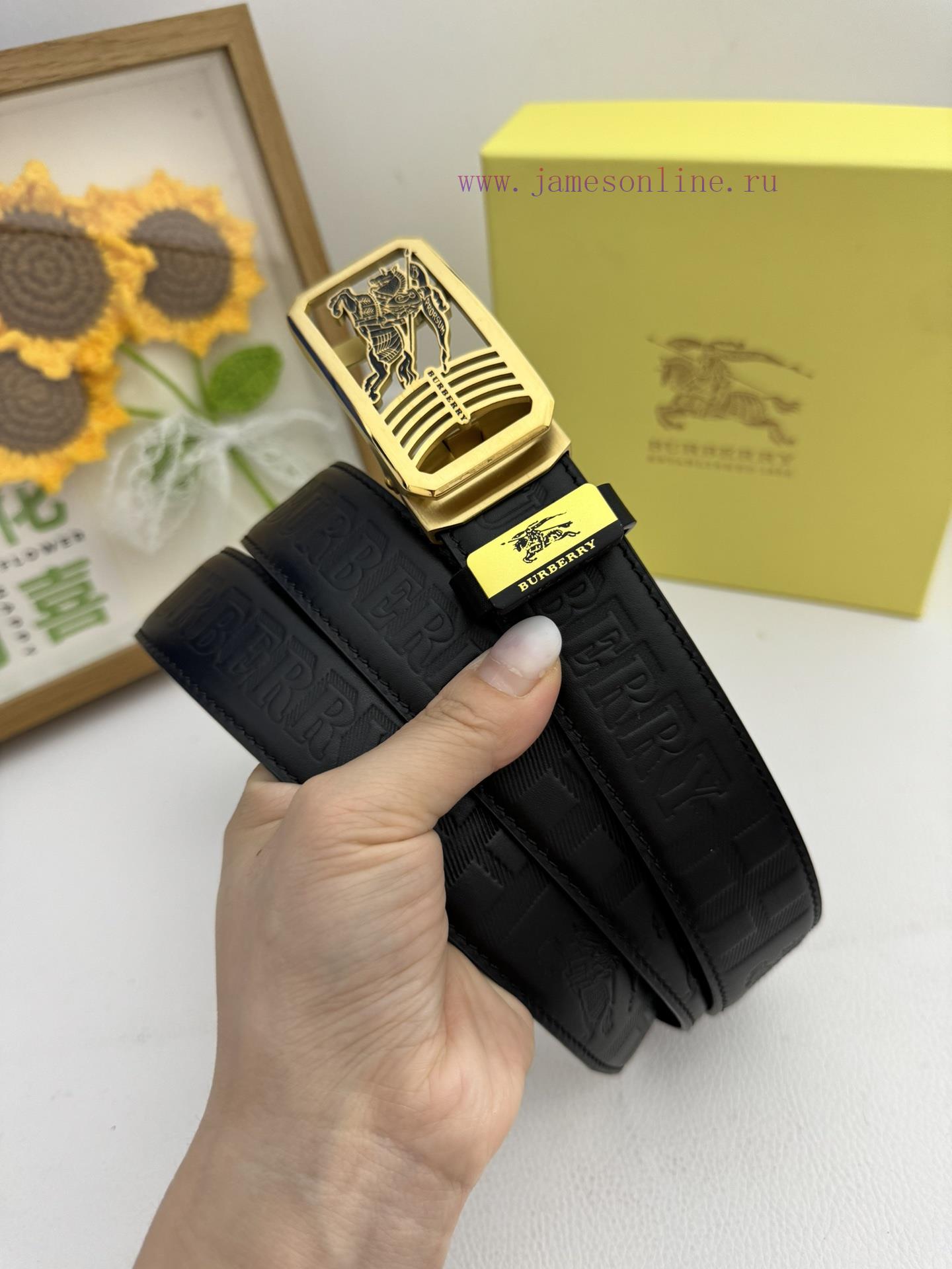 Burberry automatic beltMaterial: Leather Belt with 100% Head Layer. The leather belt is guar w72x1mkc - Image 3