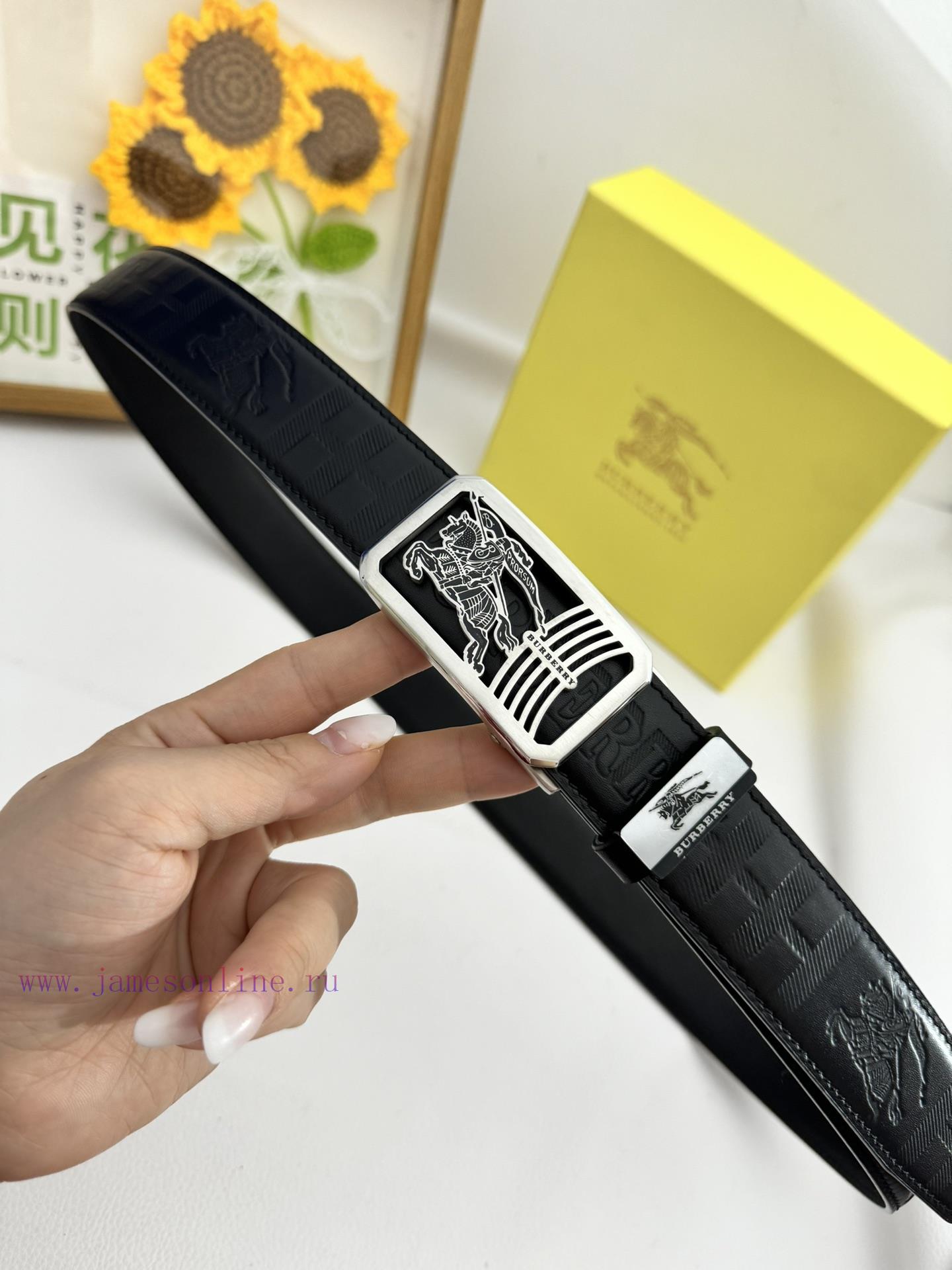 Burberry automatic beltMaterial: Leather Belt with 100% Head Layer. The leather belt is guar w72x1mkc - Image 6